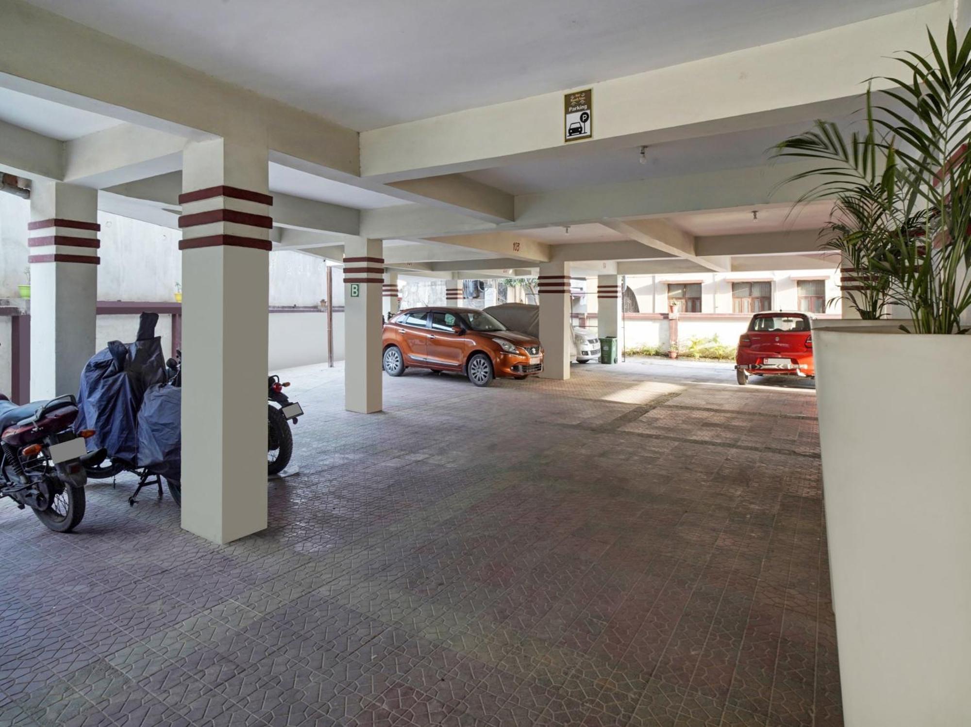 Collection O 47006 Hotel Magadh Palace Danapur Экстерьер фото